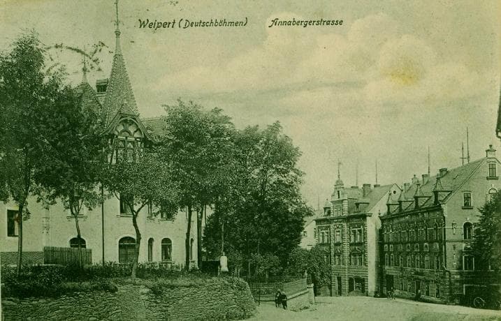 Weipert (Deutschböhmen) — Annabergerstrasse mit Villa Schmidl